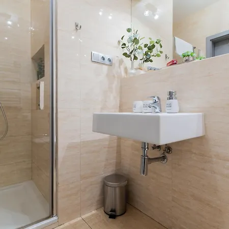 Plater Premium Lejlighed