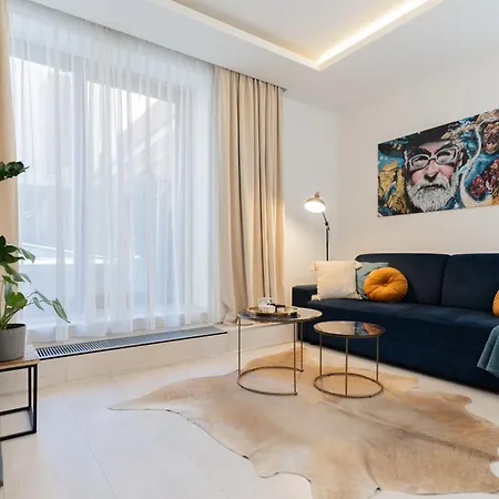 Apartment Plater Premium Warschau